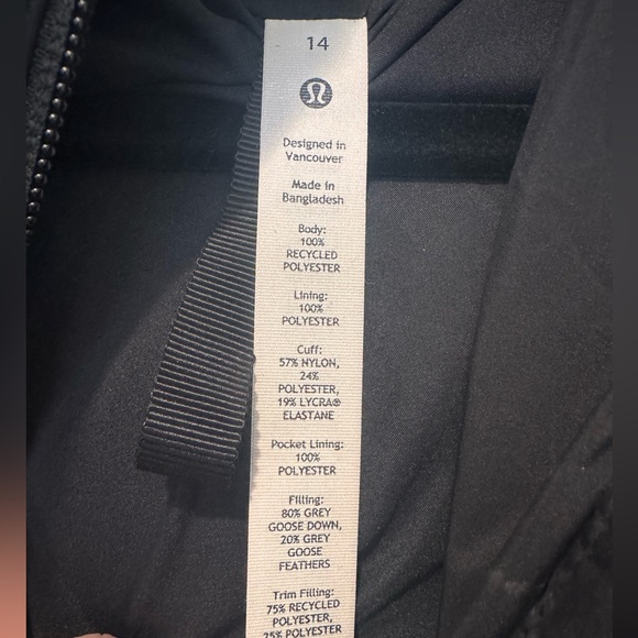 Auth.✅ Lululemon Black “Wunder Puff” Cropped Jacket Size 14🖤❤️ - Picture 4 of 12